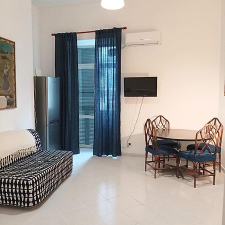 Valerio'S Flat Apartment Pozzuoli Exterior photo