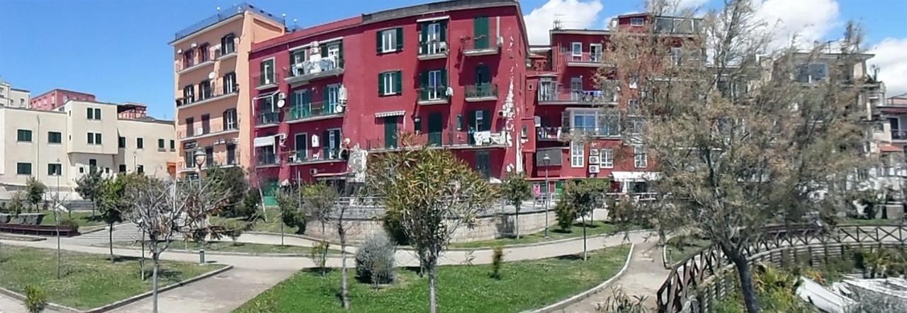Valerio'S Flat Apartment Pozzuoli Exterior photo
